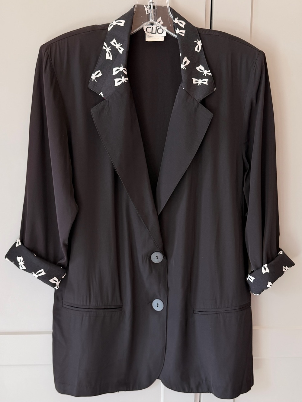 Vintage CLIO Shoulder Pad Black Blazer Jacket White Bow Print Collar & Cuffs